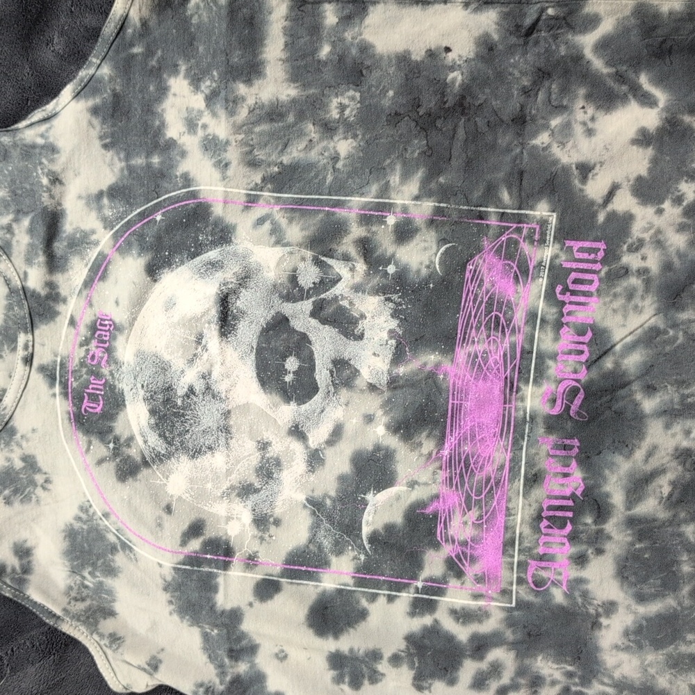 Avenged Sevenfold Tie-Dye Razor Back Tank Top Junior's Plus Hot Topic - Picture 3 of 3